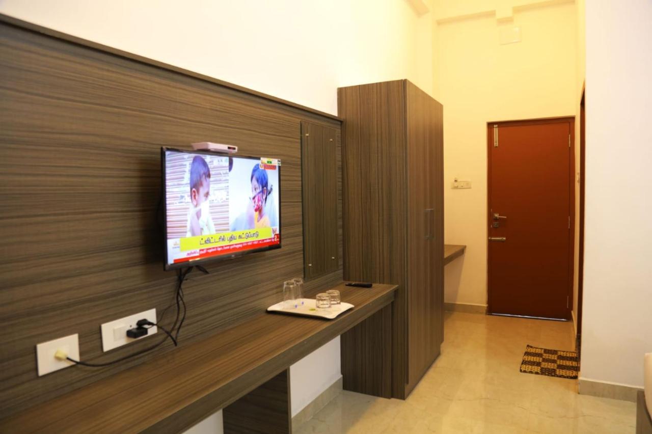 Le Poshe Beachview - Tie Hotels & Resorts Pondicherry Exteriör bild